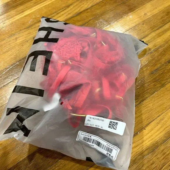 NWT Red Floral Lace Underwire Bustier Garter Set With Heart Choker - Picture 8 of 10